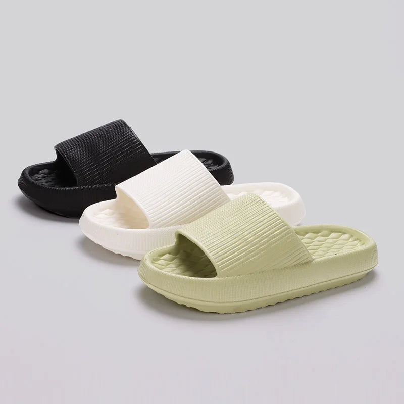 Women's Cloud Slippers: Thick, Lightweight, Non-Slip Summer Sandals!