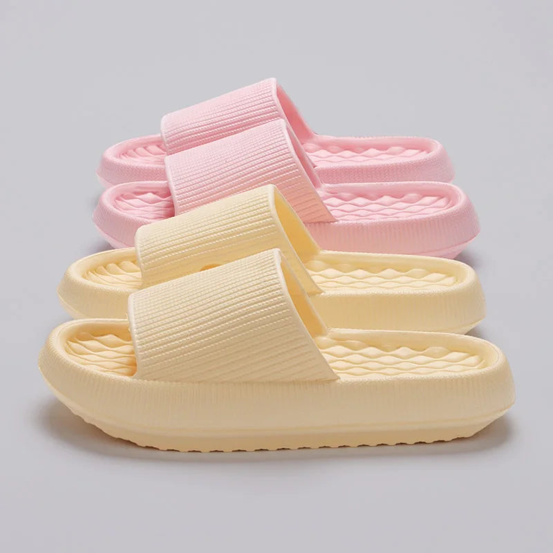 Women's Cloud Slippers: Thick, Lightweight, Non-Slip Summer Sandals!