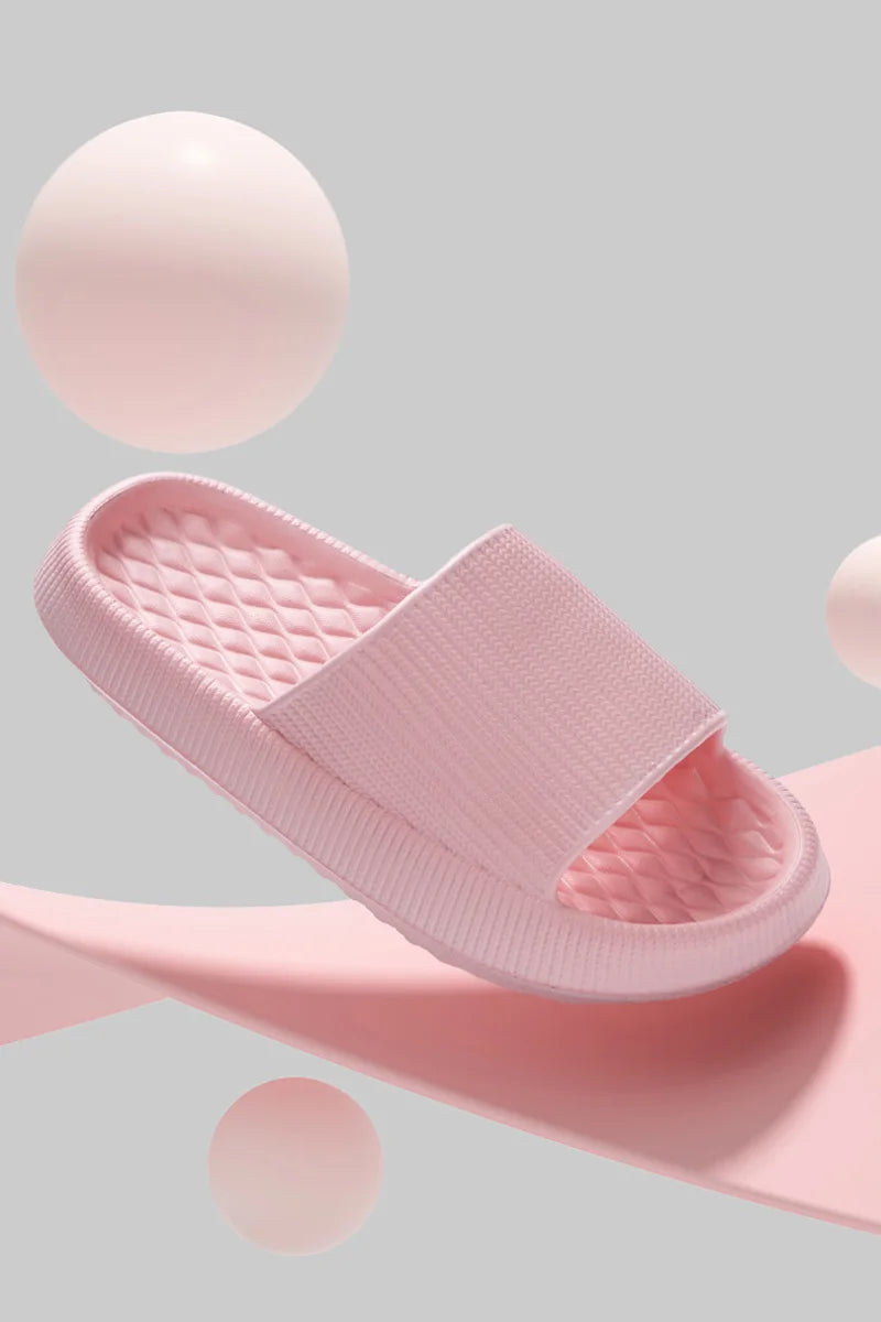 Women's Cloud Slippers: Thick, Lightweight, Non-Slip Summer Sandals!